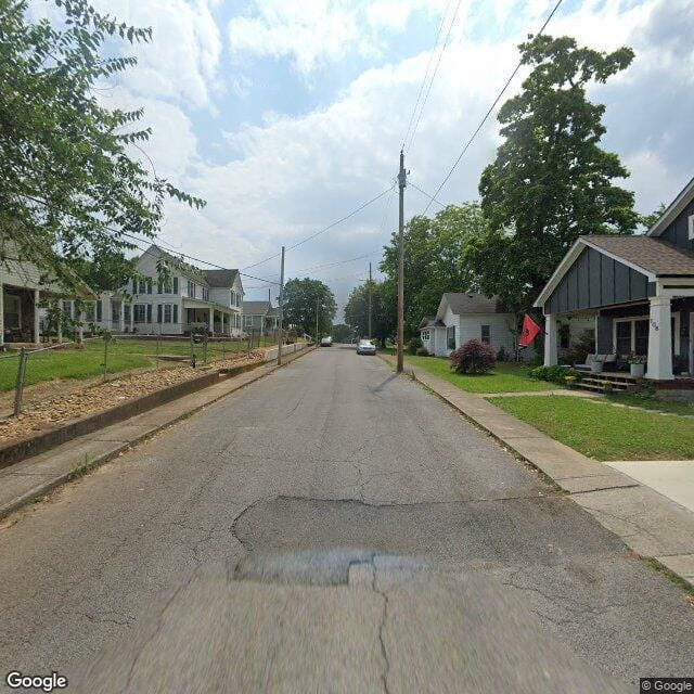 Poplar St Triplex