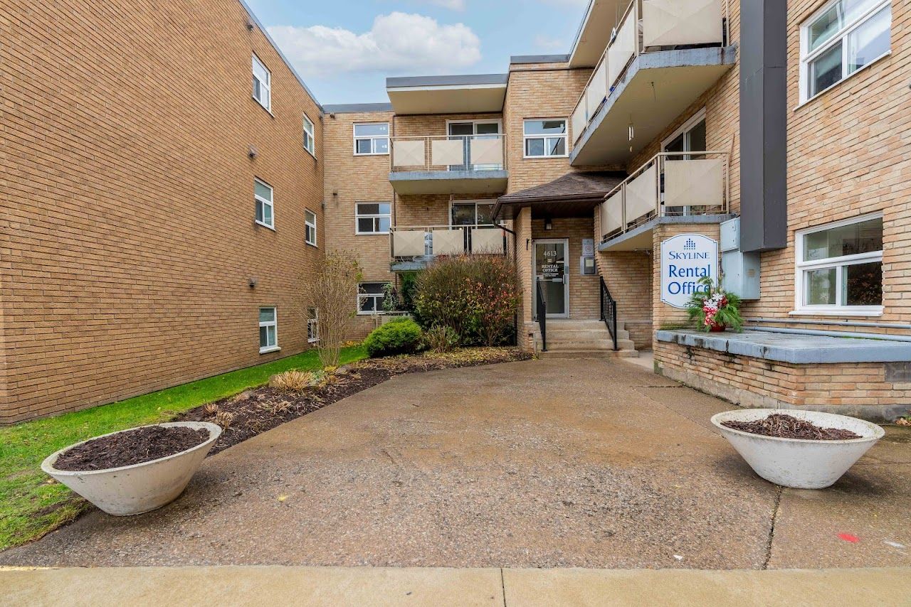 Portage Apts