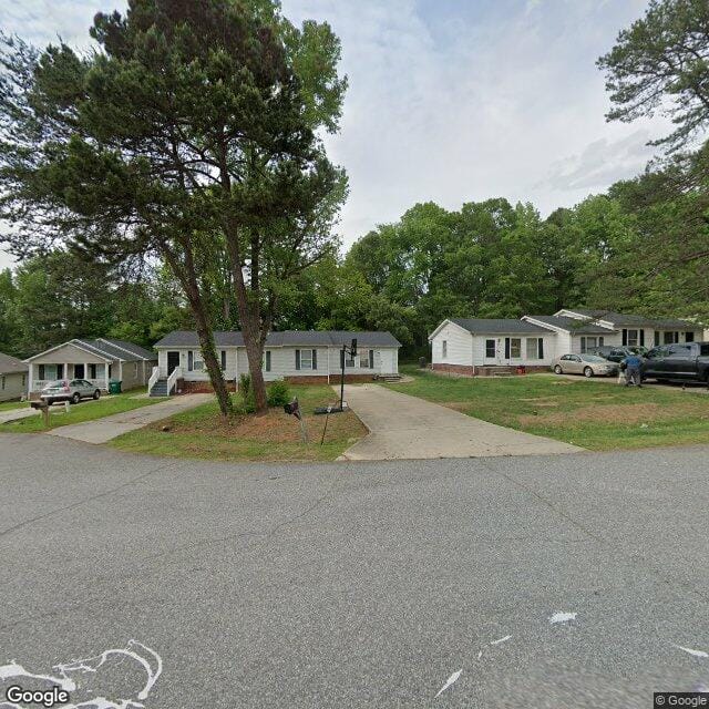 Pwe 2609 + 2611 Central Avenue