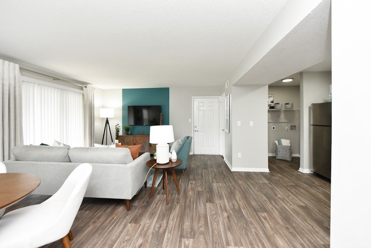 Rainbow Creek Apts