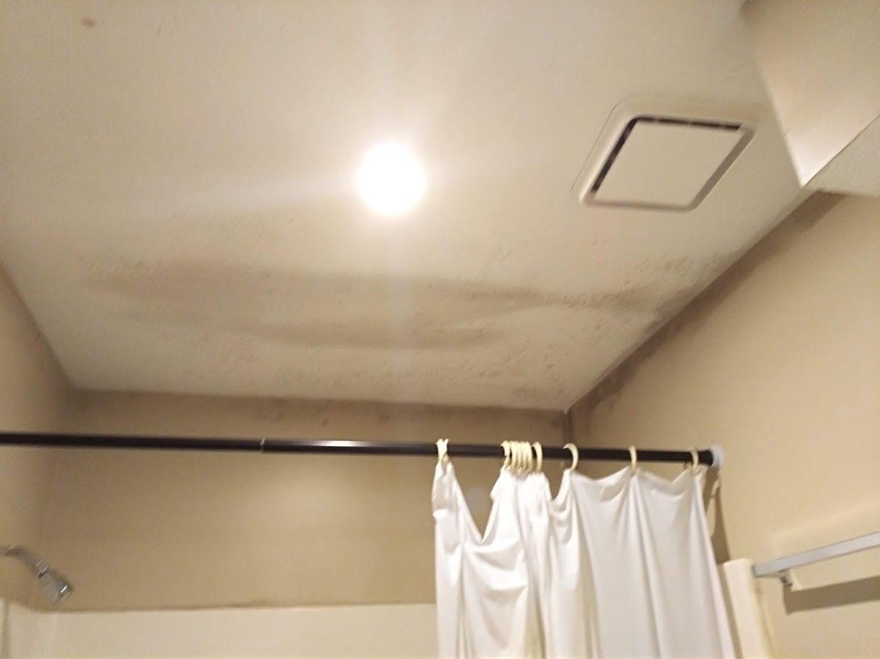 Randall Court Apts