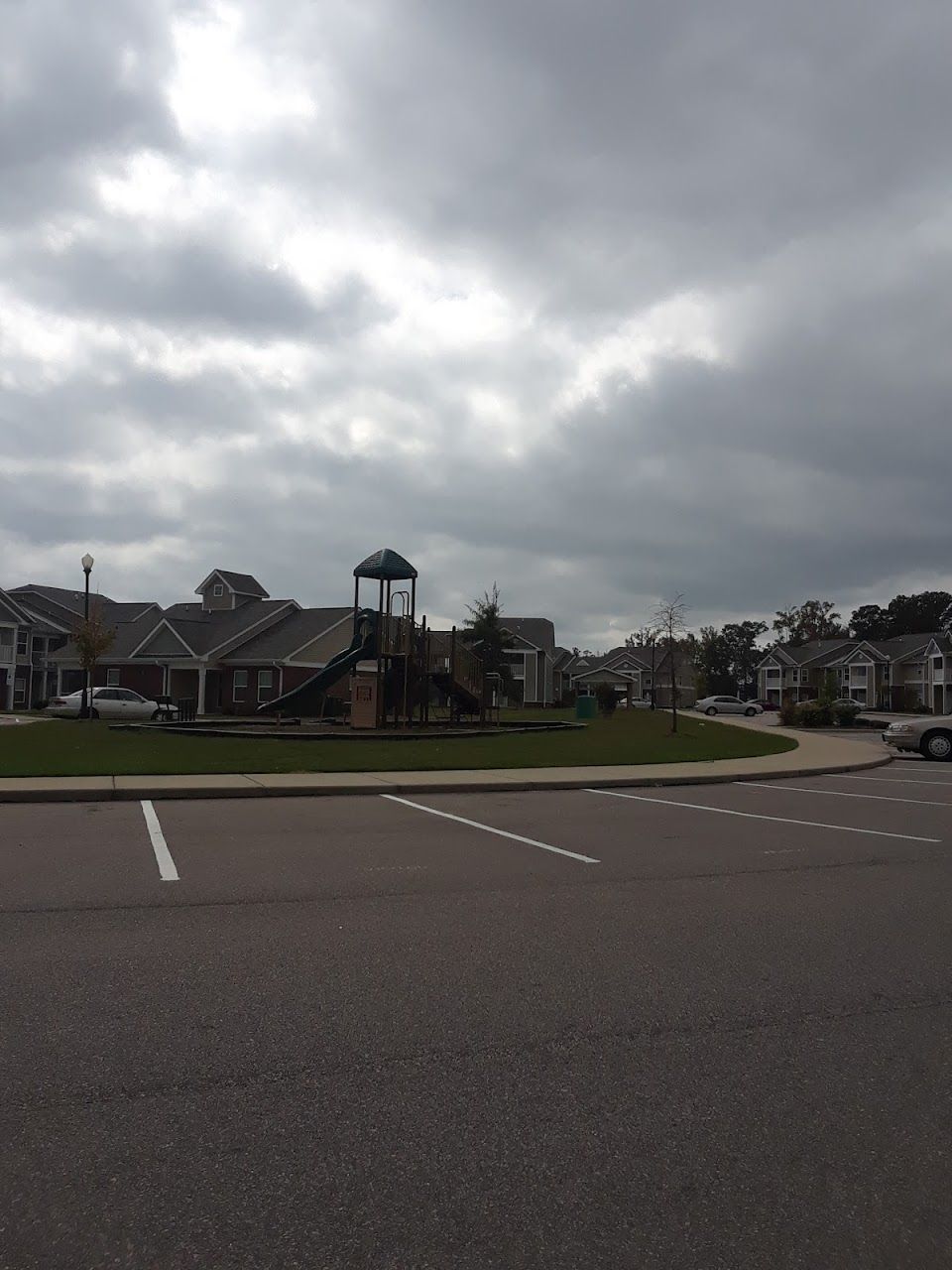 Ravenswood Apartments