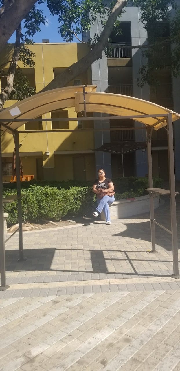 Rayen Apts