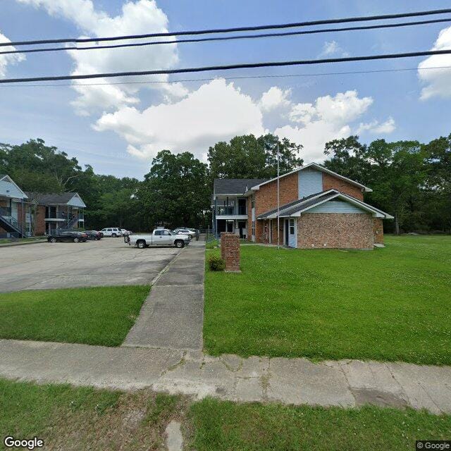 Redbud Apartments