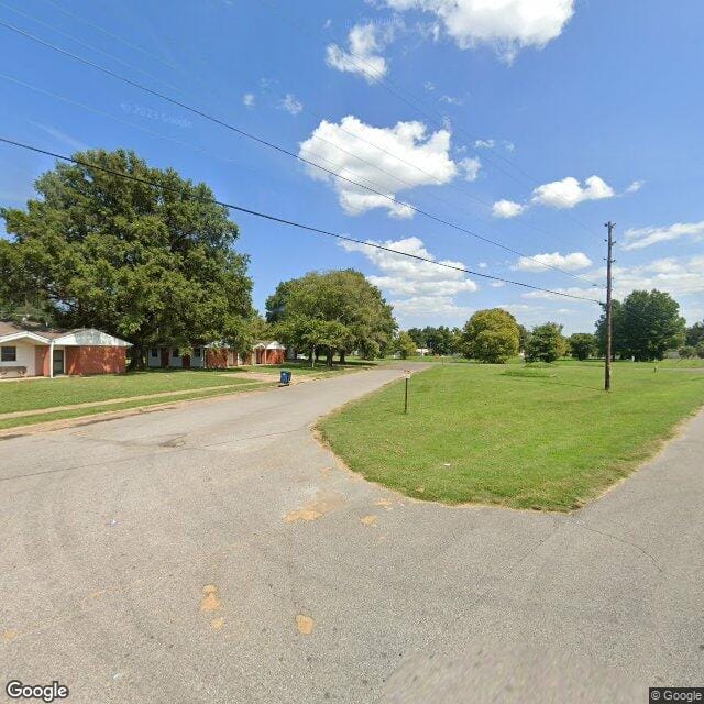Reelfoot Village Apts