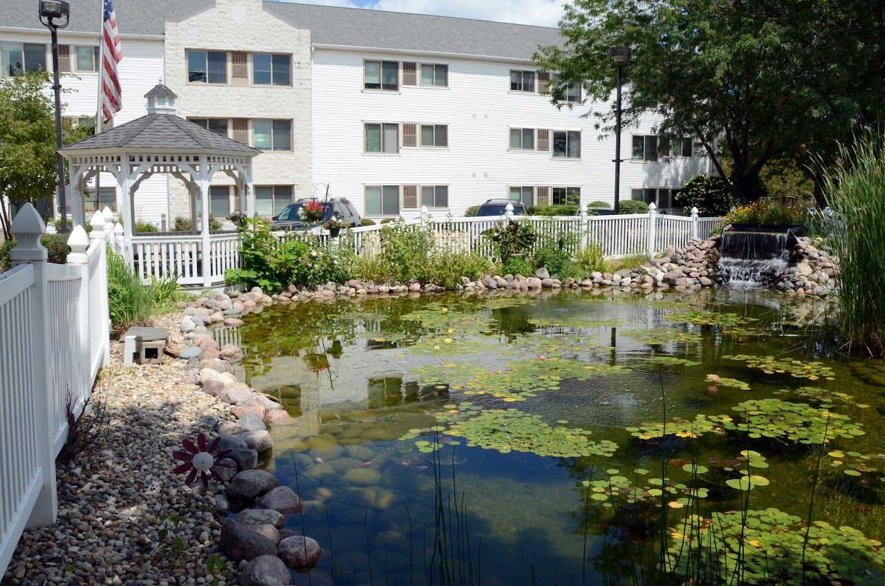 Renaissance Apts