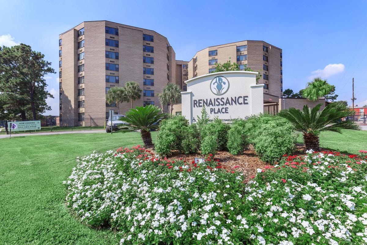 Renaissance Place