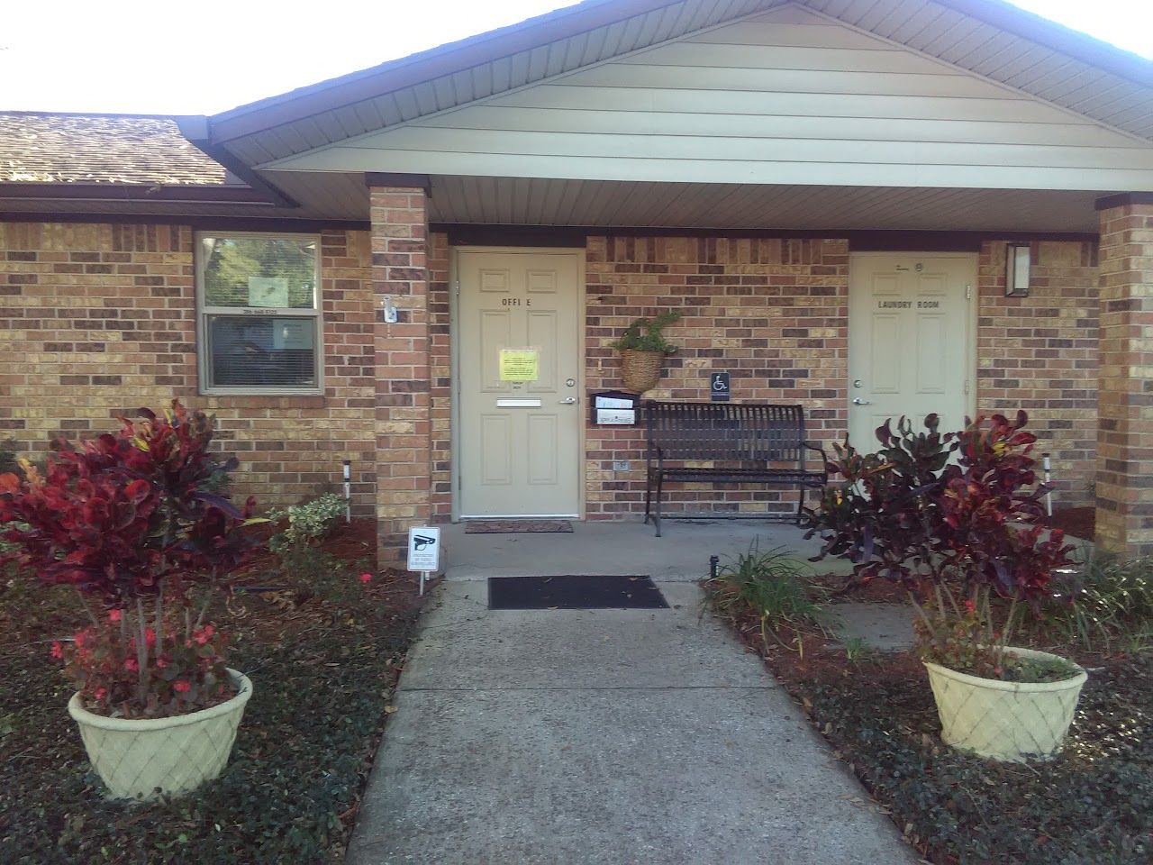Ridgecrest Manor