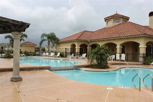 Rio De Vida Apts