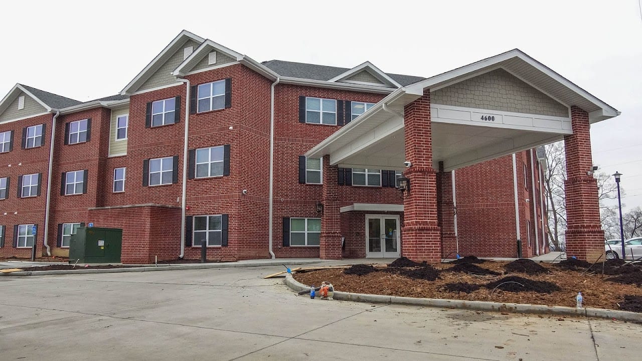 River Bluff Manor