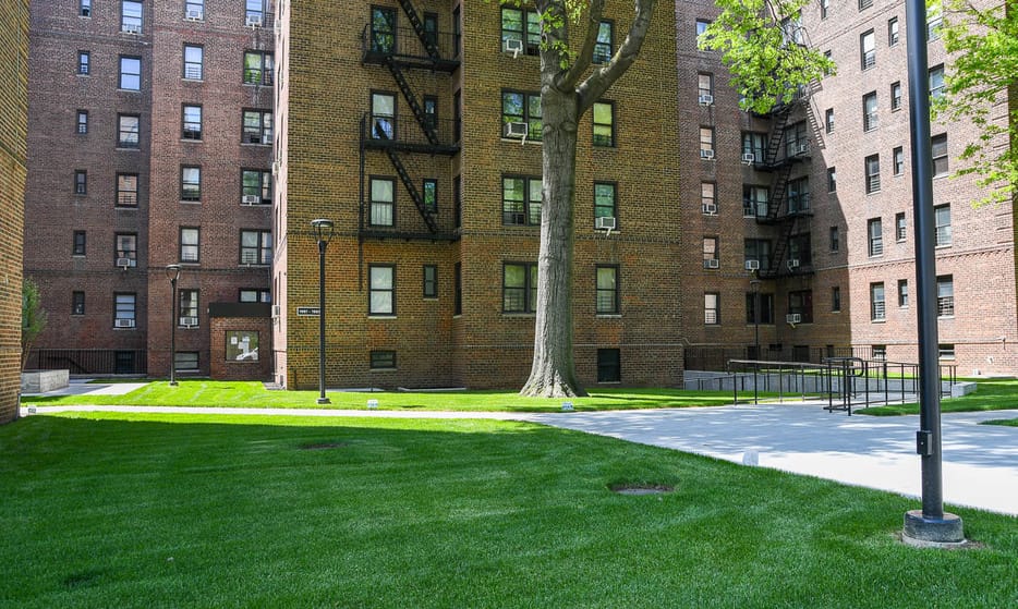 River Court