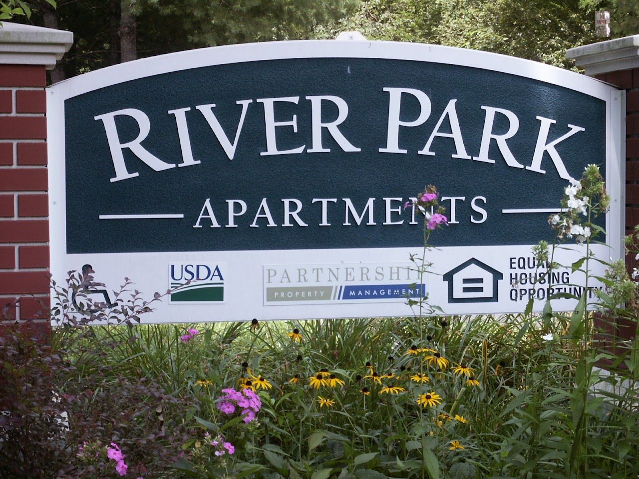 River Park Apts
