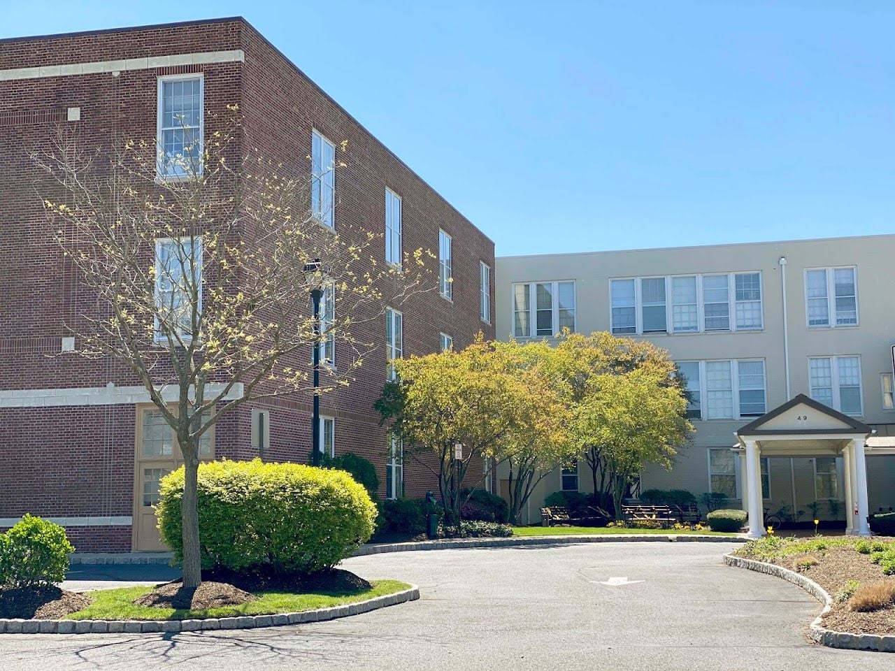 River Street Commons