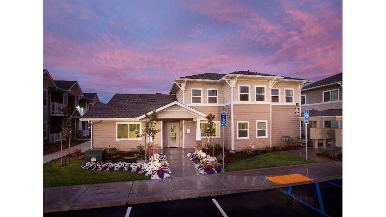 Riverbank Family Apts