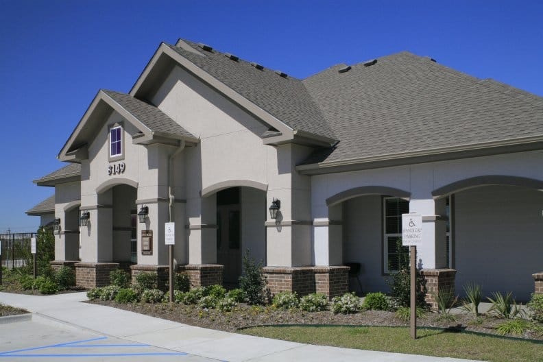Riverview Apts