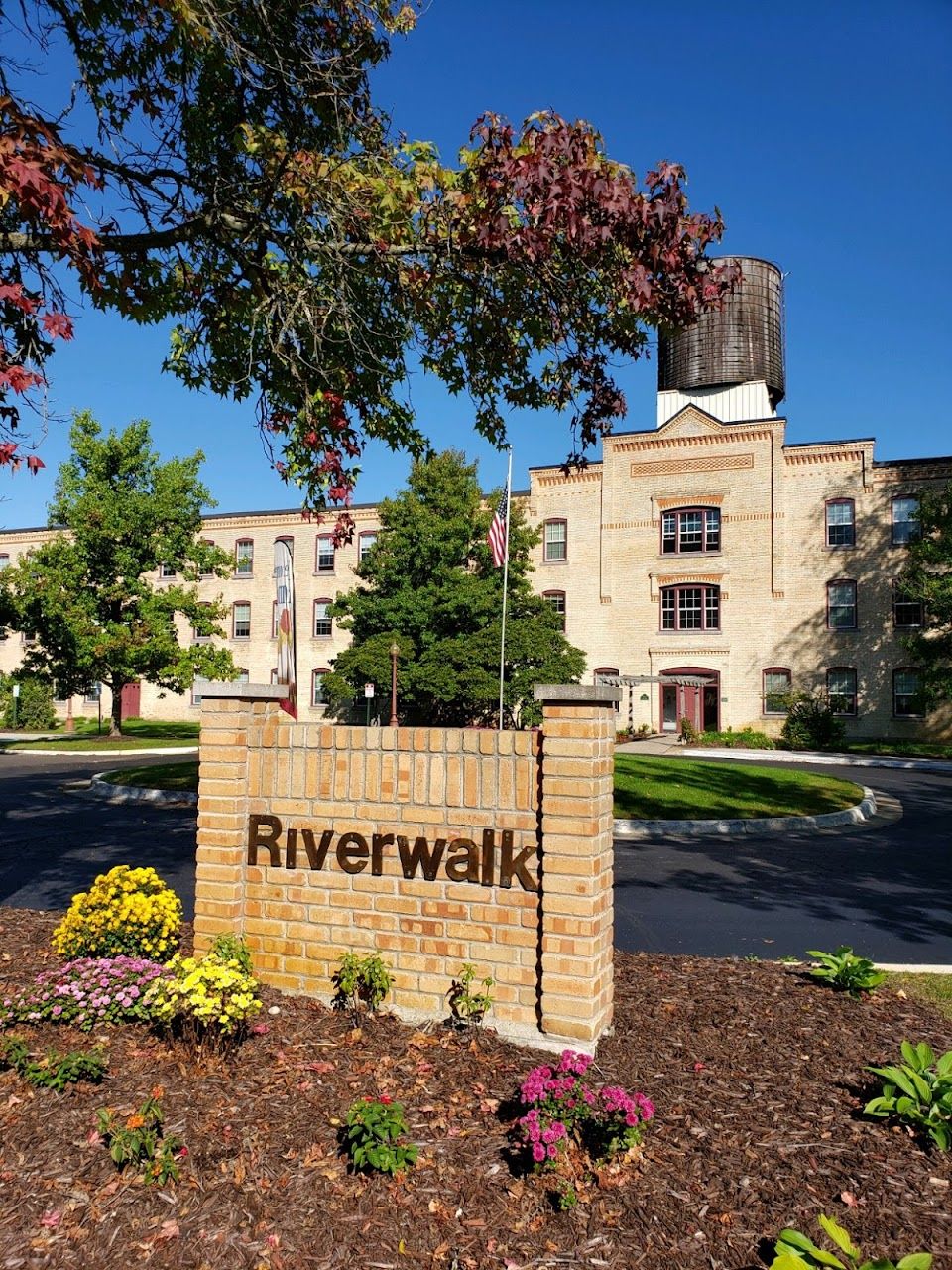 Riverwalk Apts (Grand Ledge)