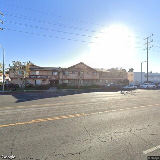 Riverwalk At Reseda