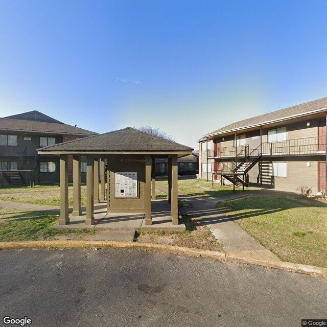 Robinhood Park Apts