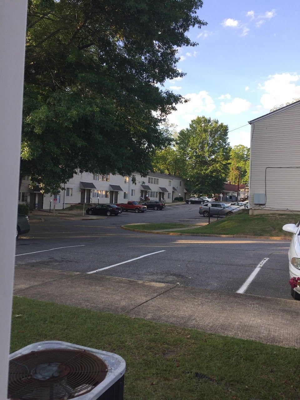 Robinwood Apts