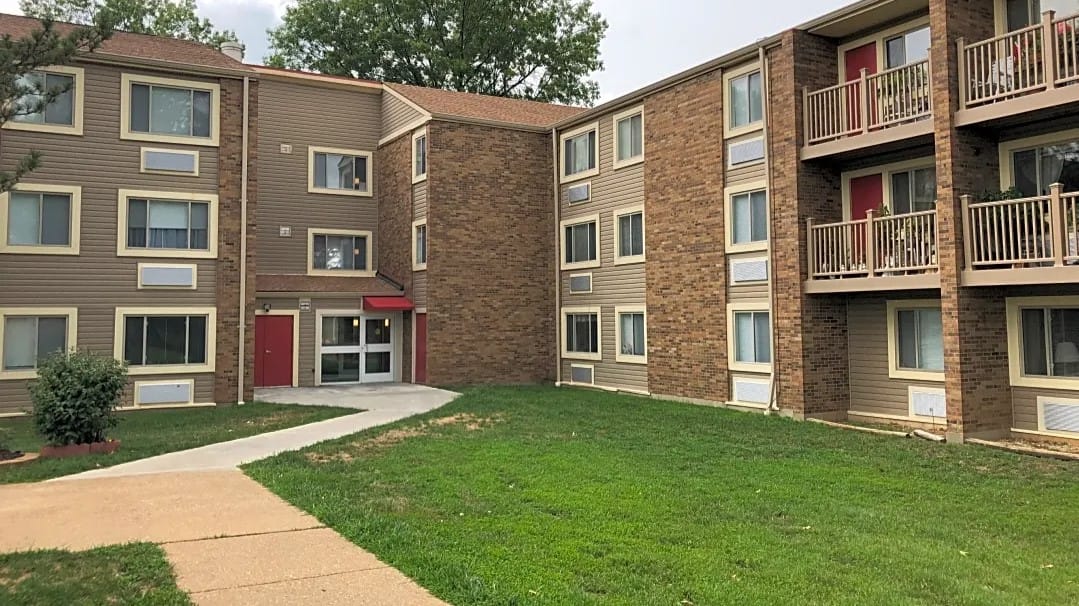 Rolla Apartments