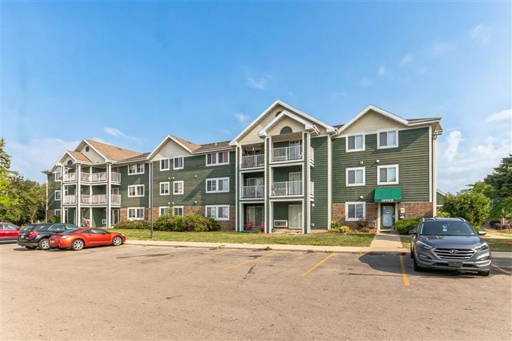 Rolling Prairie Apartments Homes