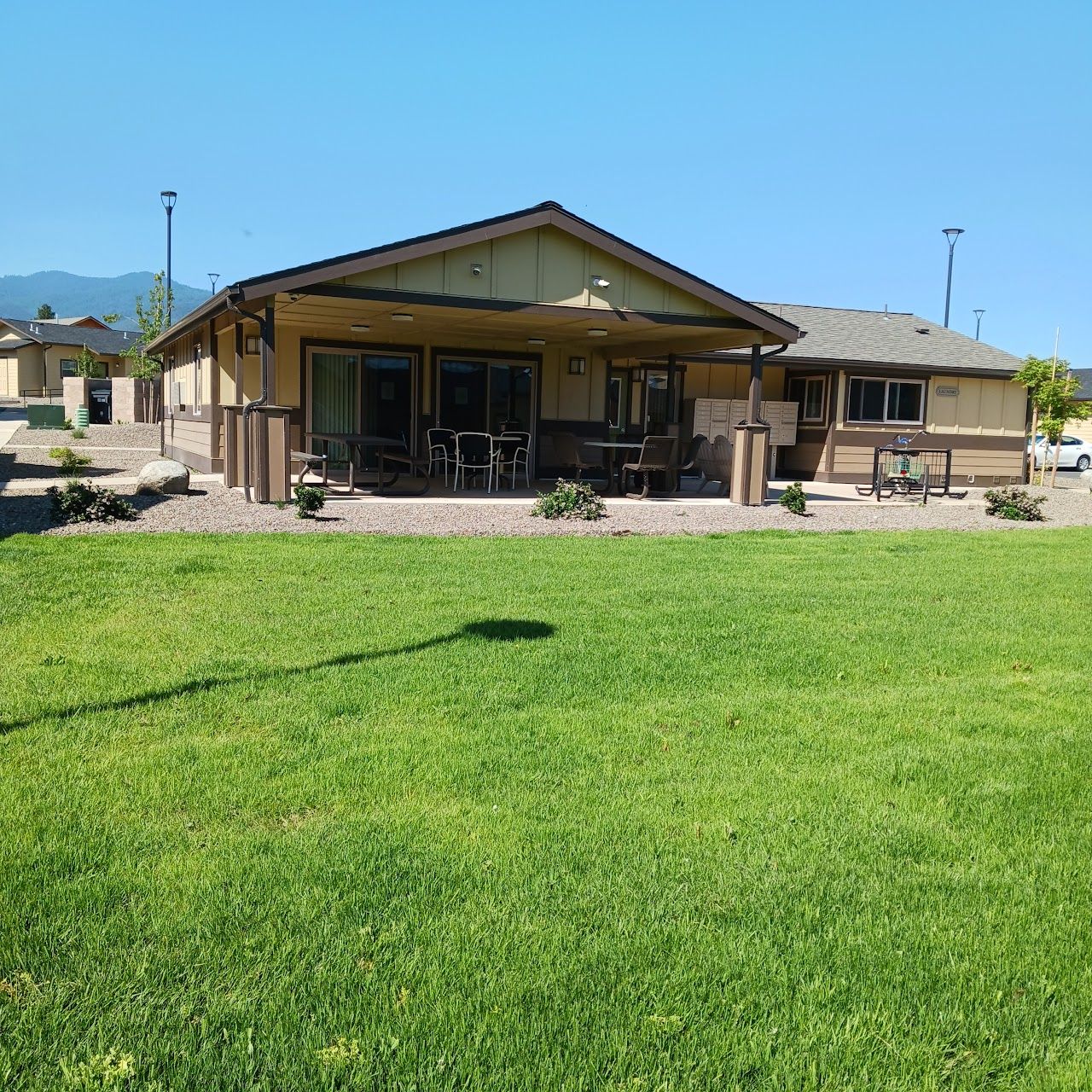 Rose Court Apts
