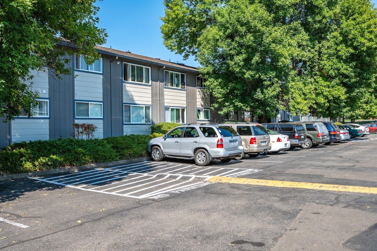 Rose Villa Apts