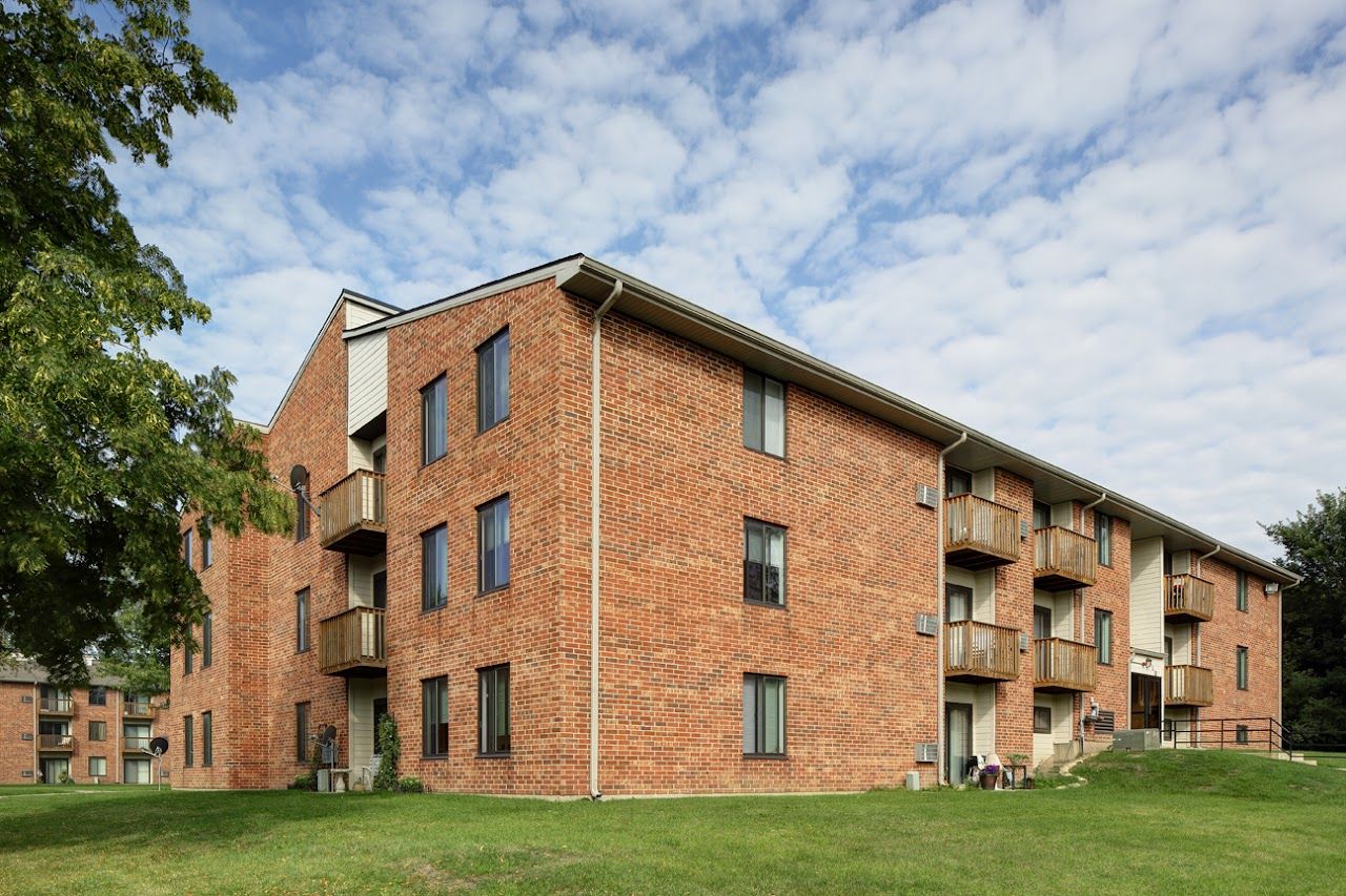 Rosewood Apts