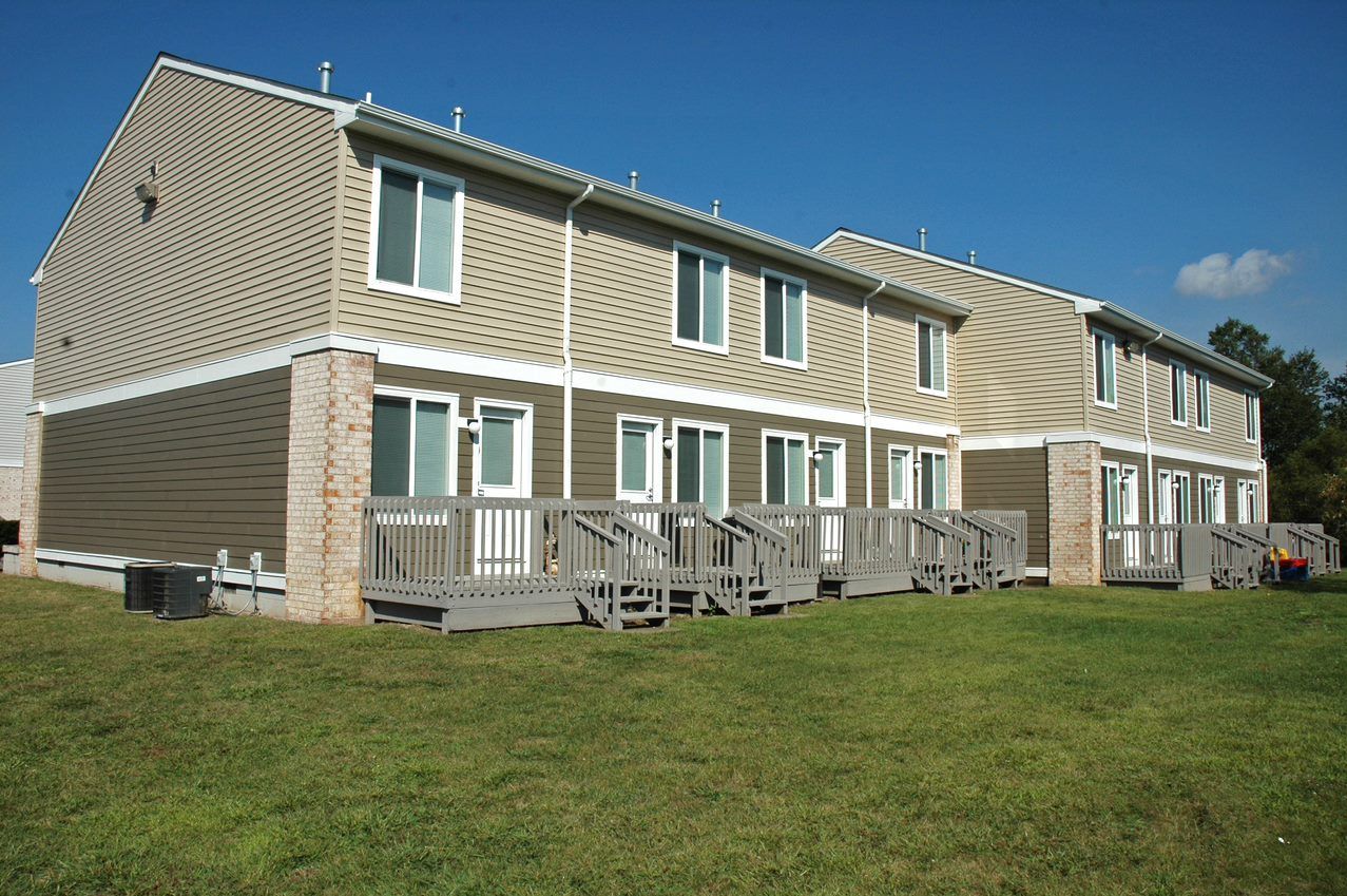Royal Mall Apts