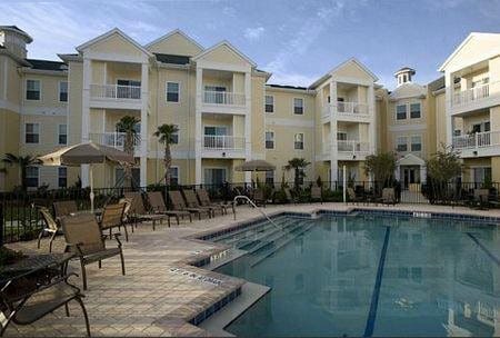 Royal Palms Senior