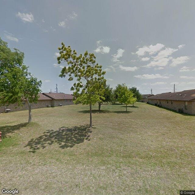 Runge Apts