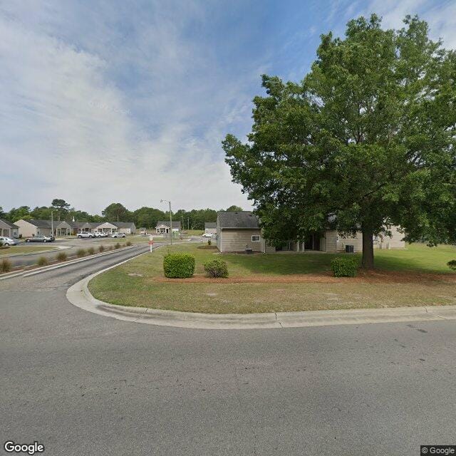 Salem Woods Apts