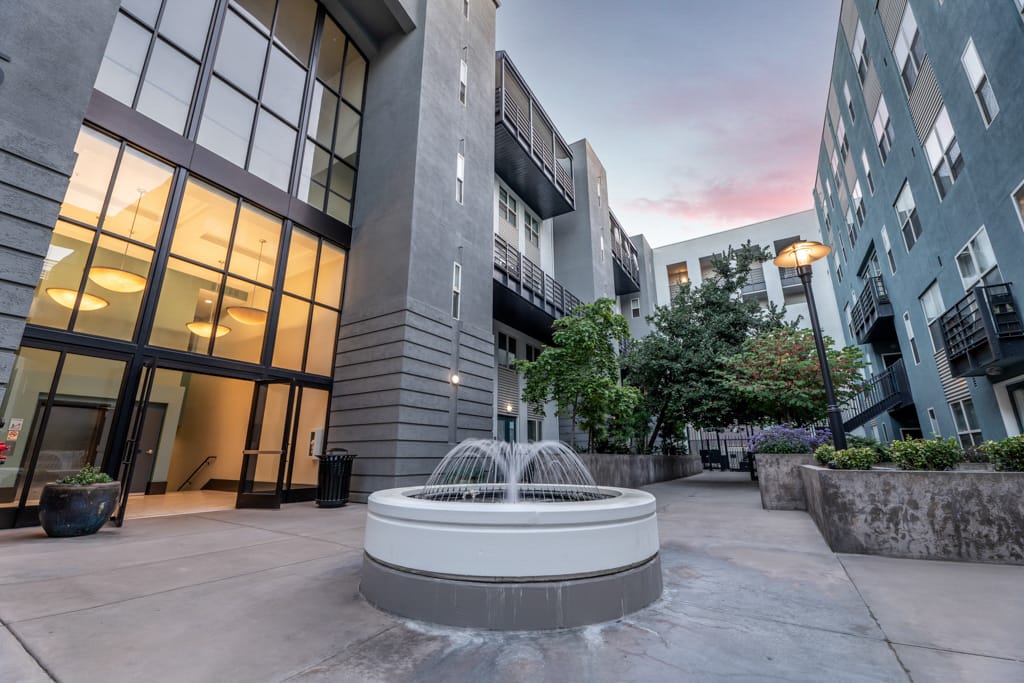 San Fernando Apts
