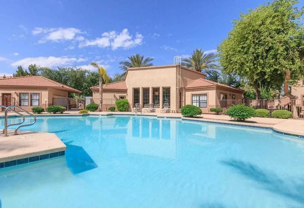 San Remo Apts