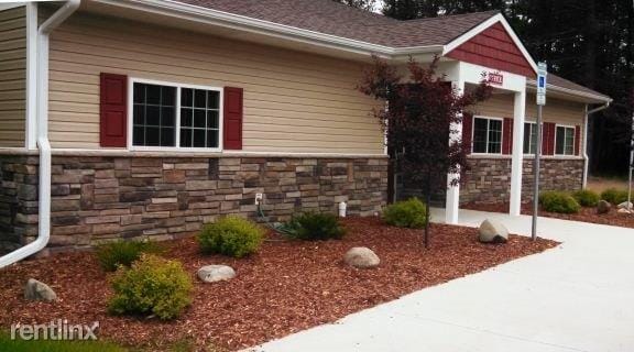 Sandy Pines Apartments