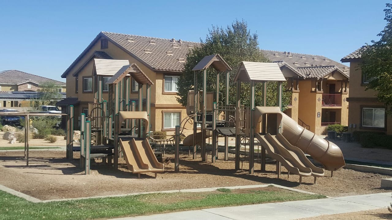 Santa Fe Apartments
