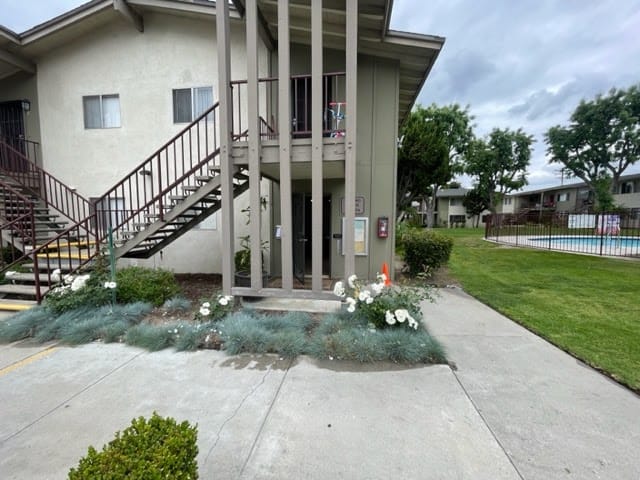 Santa Paula Village Apts