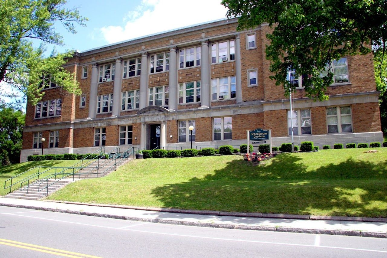 School House Garden