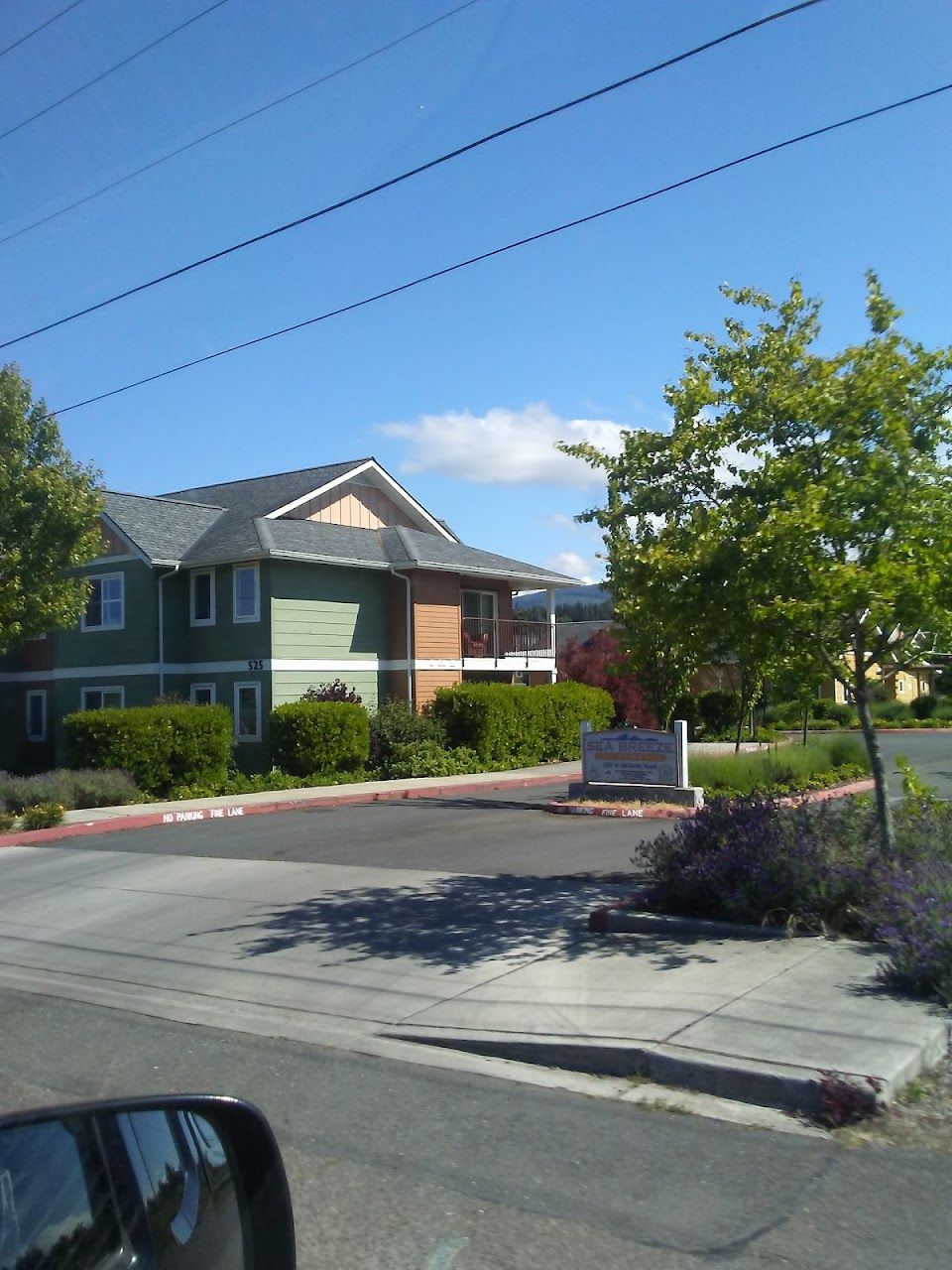 Sea Breeze Apts