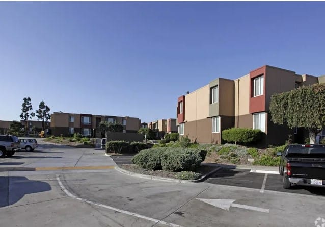 Sea Breeze Gardens Apts