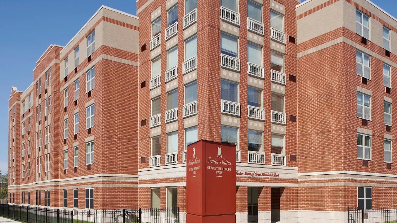 Senior Suites Of West Humboldt Park