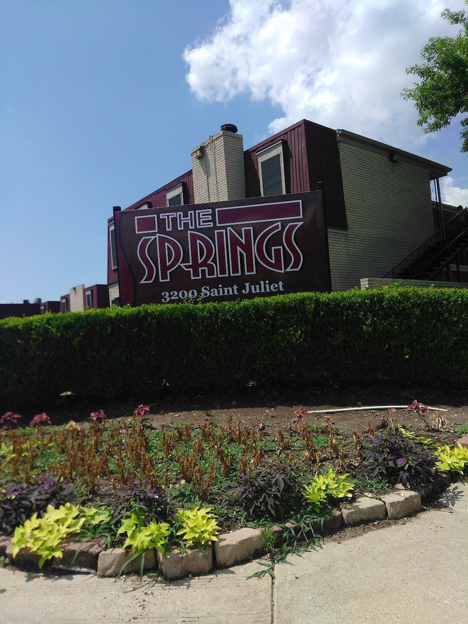 Shadow Glen Apts