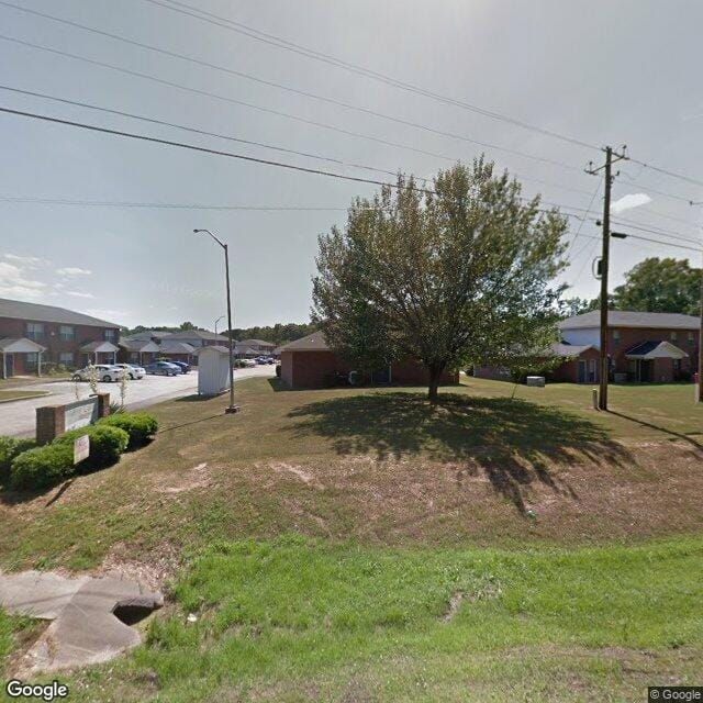 Shadow Lake Apts