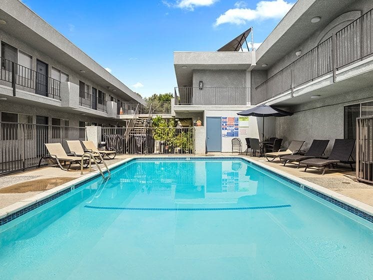 Sherman Oaks Gardens & Villas