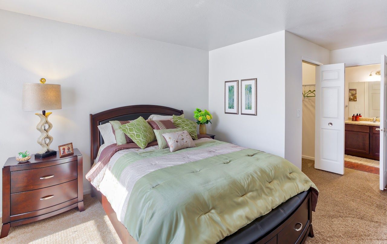 Silver Creek Apts
