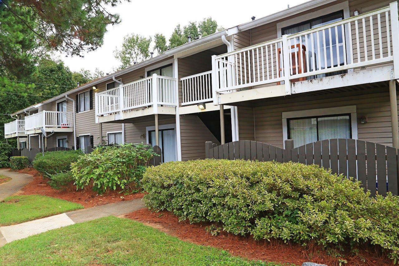 Silver Oaks Apartments