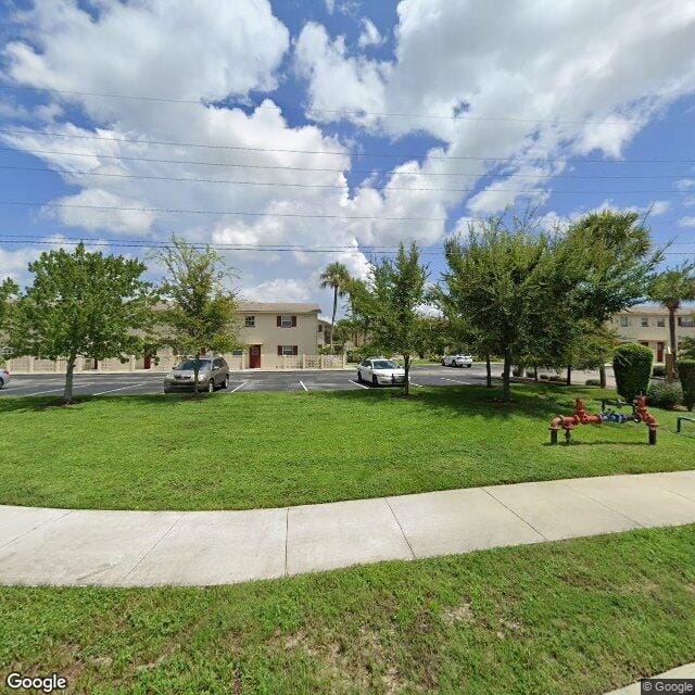 Silver Pines Apts