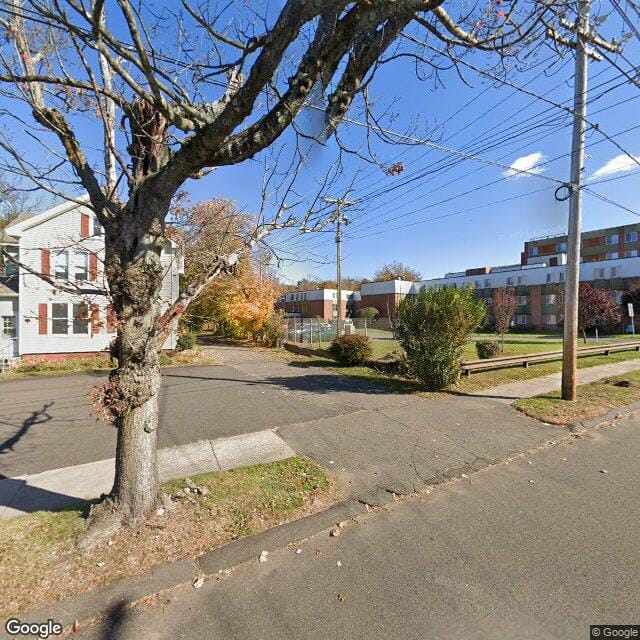 Silver Pond Apts