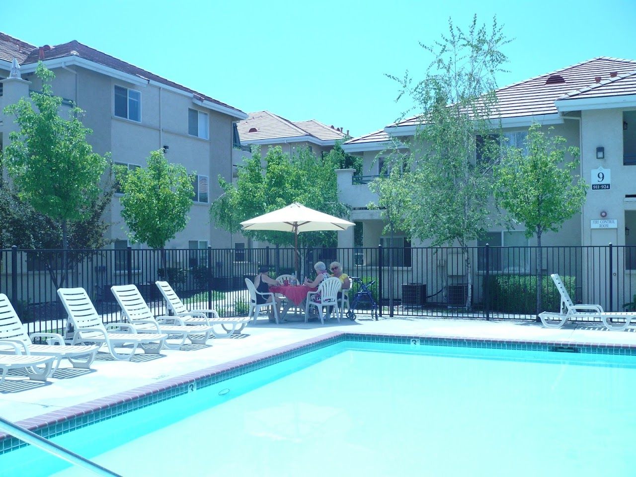 Silver Ridge Apts