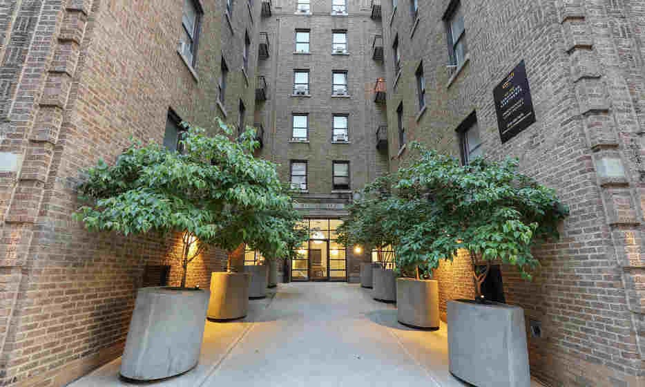 Sinclair Houses